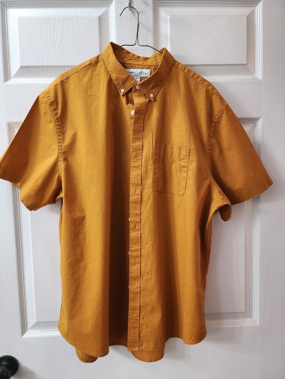 Old Navy Men's Short Sleeve Button-Down Shirt in Mustard Yellow